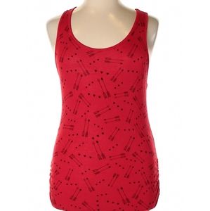 Free kisses brand tank top